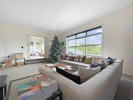 Welcome to 74 Amesbury Drive, Churton park - Photo 2