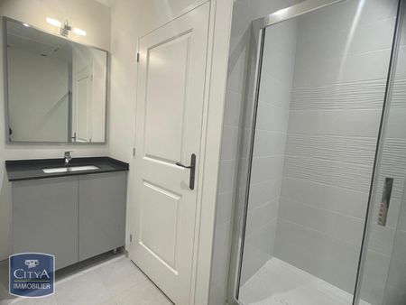 Location Appartement 1 pièce 37m² VITRE 35500 - Photo 5