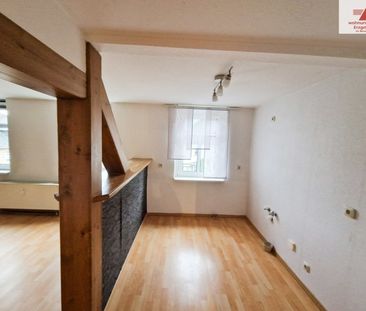 Gemütliche Dachgeschosswohnung in Thalheim ab sofort zu mieten!! - Foto 2