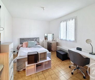 Location Appartement 2 pièces 62m² AUBAGNE 13400 - Photo 3