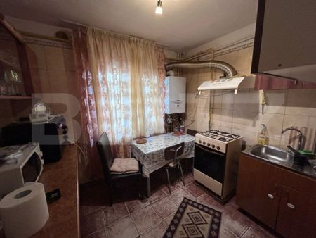 Apartament cu 3 camere, 78 mp, parter, zona 1 Mai - Photo 5