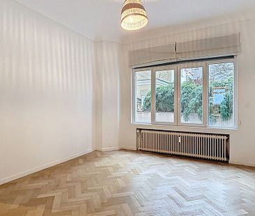 Appartement te huur in Elsene voor € 1.200 met 1 slaapkamer - Photo 3