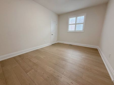 For Lease - 10 Hubner Avenue, Markham, Ontario - Photo 4