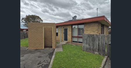 ADDISON REAL ESTATE - Photo 5