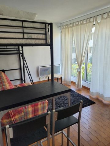 F1 meublé 29 m². Cuisine indépendante équipée. - Photo 3