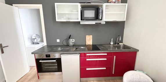 Location Appartement 1 pièce 23m² VALENCIENNES 59300 - Photo 2