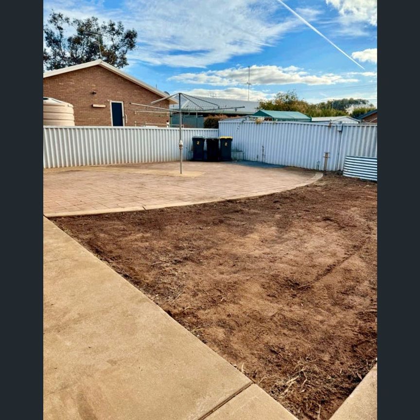 2 Elberta Road, Murray Bridge, SA 5253 - Photo 1
