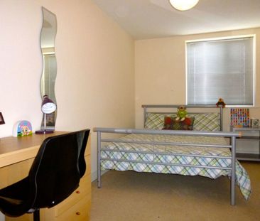 2 bed Apartment for Rent - Photo 4
