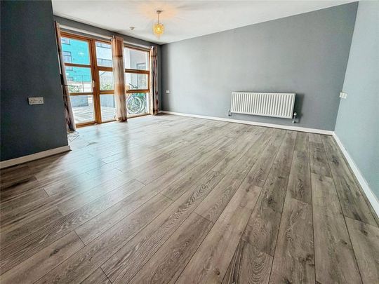 2 bedroom flat to rent - Photo 1