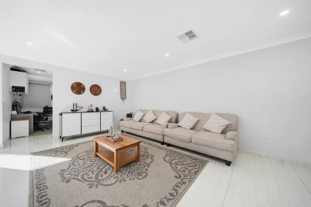 “LOVELY FAMILY HOME!” - Photo 2