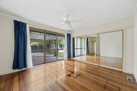 10 Sonia Street, Donvale VIC 3111 - House For Rent | Domain - Photo 5
