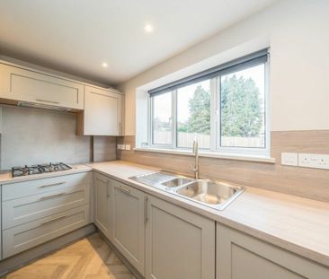 Heathfield North, Twickenham, TW2 - Photo 2