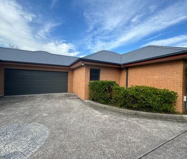 LOCATION AT IT'S PRIME! - Photo 3