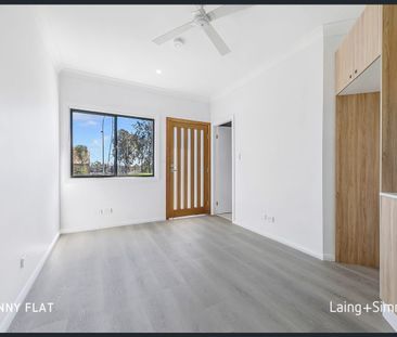 Brand new granny flat in central location - Photo 1