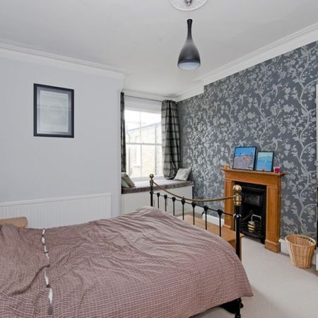 1 Bedroom Flat To Let - Photo 3