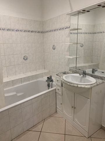 Location Appartement 2 pièces 42m² NANCY 54000 - Photo 4