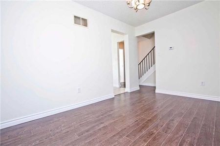 For Lease - 16 New Port Way, Markham, Ontario - Photo 4