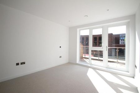 1 bedroom flat to rent - Photo 2