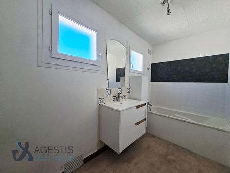 Location Maison 4 pièces 92m² CASTRES 81100 - Photo 5