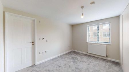 2 bedroom townhouse to rent - Photo 3