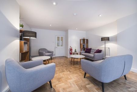 Flat to rent - Photo 2