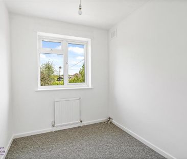 4 bedroom semi-detached house to rent - Photo 5