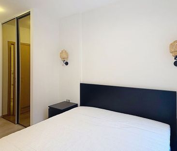 Appartement te huur in Brussel voor € 1.250 met 1 slaapkamer - Photo 2