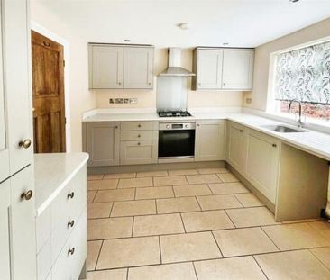 3 bedroom terraced house to rent - Photo 6