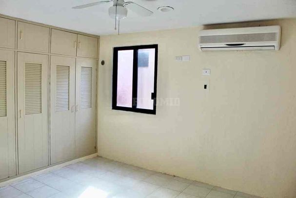 ¡Casa remodelada! con alberca, amplio jardín, goza de excelente ubicación. - Photo 1