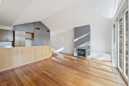 9 Spring Street, Prahran. - Photo 3