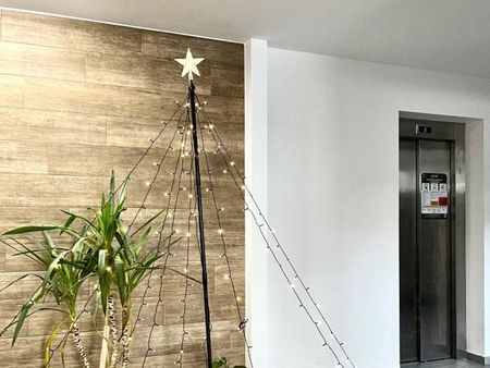 Apartament cu 2 camere primitor si modern echipat, zona Dumbrăvița - Kaufland - Photo 2