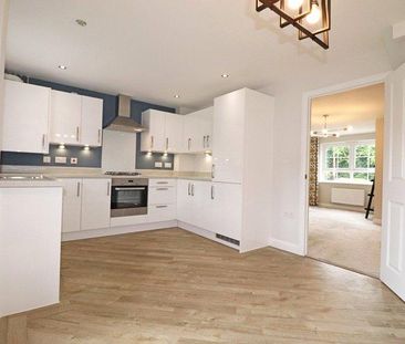 3 bedroom link detached house to rent - Photo 3