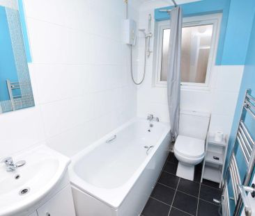 2 bedroom terraced house to rent - Photo 5