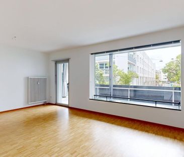 Jetzt profitieren: Modernes Wohnglück mit Balkon - Photo 1