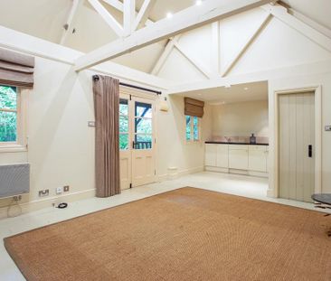 4 bedroom detached house to rent - Photo 3