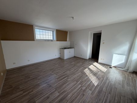 Location Appartement 2 pièces 39m² - Photo 3