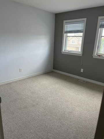 For Lease - 1052 Woodhaven Drive, Kingston, Ontario - Photo 4