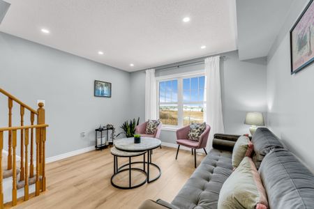 For Lease - 32 Battalion Road, Brampton, Ontario - Photo 2