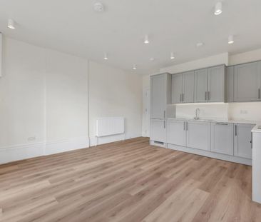 2 bedroom House To Let Total Size: 872 SQ FT - Photo 6