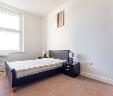 2 bed apartment to rent in Northumberland Street, City Centre, NE1 - Photo 3