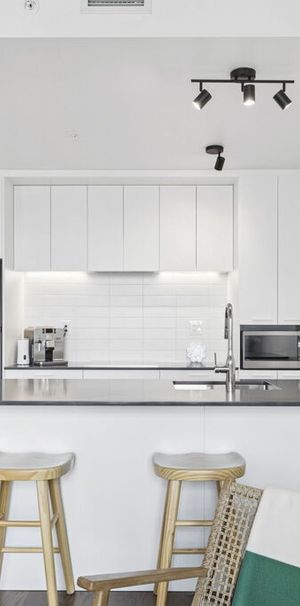 Condo Haut De Gamme Au Coeur De La Ville - Photo 1