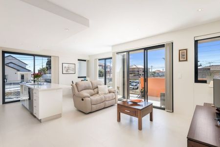 5/79-81 Hannan Street , - Photo 3