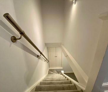 2 Bed Flat, Leamington Park, W3 - Photo 4