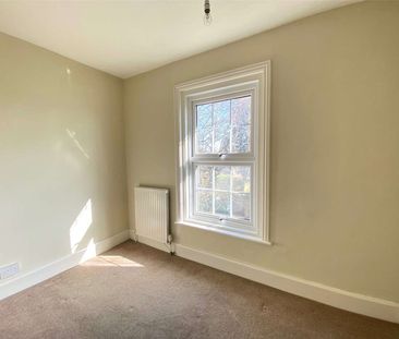 A well presented family home in a charming rural location. - Photo 1