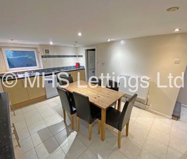 5 Bedroom Mid Terraced House for rent in Mayville Terrace - Photo 3
