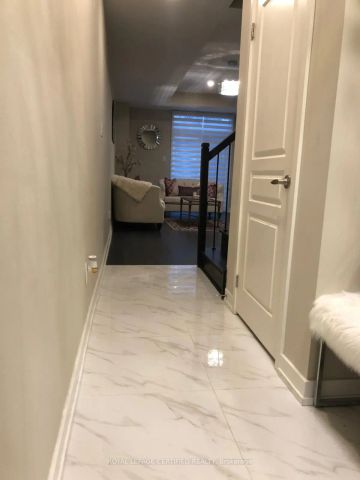 208 Huguenot Road - Photo 3