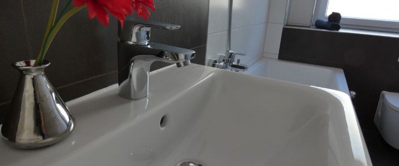 *** Charmante, modernisierte Altbauwohnung im gemütlichen Dachgeschoss *** - Foto 1