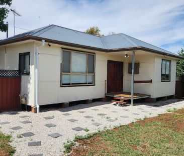 15 Wattle Street, Dubbo NSW 2830 - House For Rent | Domain - Photo 1