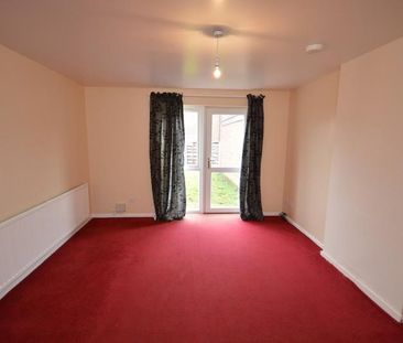 2 bedroom semi-detached house to rent - Photo 2
