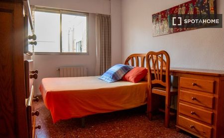 valencia, Valencian Community 46009 - Photo 4